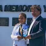 Adelia María reconoció a la atleta Marta Arias por su destacada trayectoria y espíritu de superación