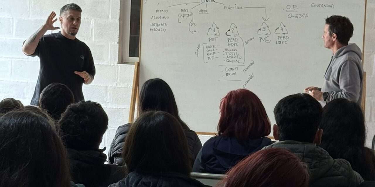 Arias promueve la educación ambiental