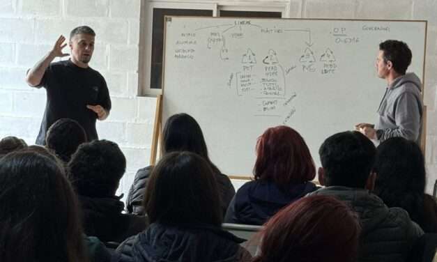 Arias promueve la educación ambiental