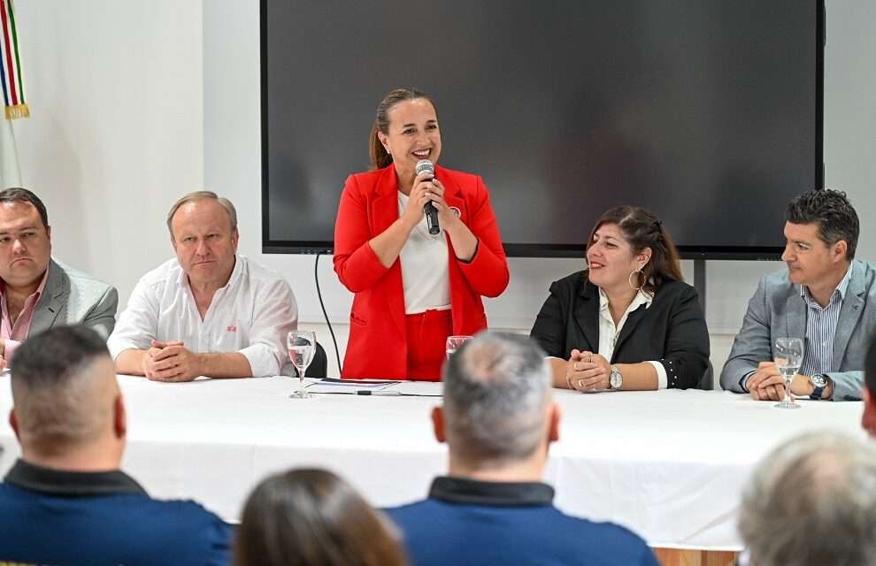 Myrian Prunotto presidió el acto inaugural por los festejos del 113° aniversario de Elena