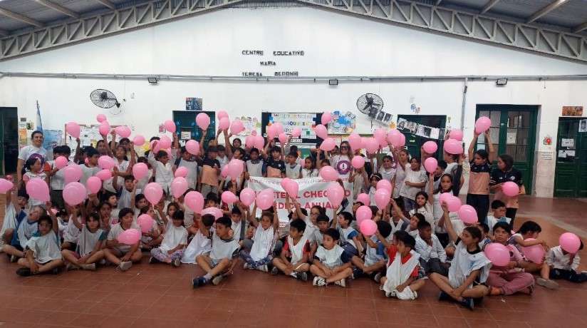 La Carlota se sumó a la campaña Córdoba Rosa con una jornada de concientización