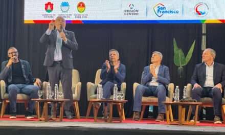 Villa María: Accatello participó del primer encuentro de Centros Vecinales de la Región Centro