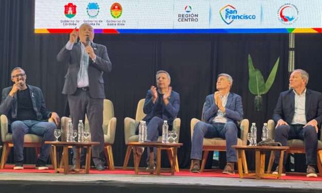 Villa María: Accatello participó del primer encuentro de Centros Vecinales de la Región Centro
