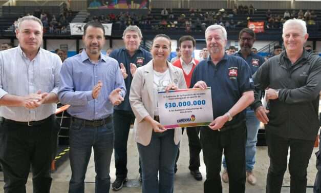 Myrian Prunotto presidió la apertura de la Copa Bomberil en Alta Gracia