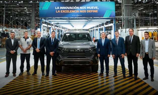 Llaryora: “Las exenciones impositivas que Córdoba aplica generan trabajo y desarrollo”