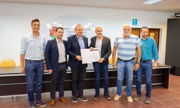 Río Cuarto: De Rivas participó de la apertura de sobres por la obra hidráulica de la Cuenca Sur