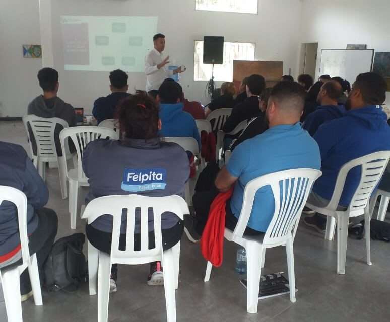 Villa Nueva avanza en seguridad alimentaria con el nuevo programa de Carnet de Manipulación de Alimentos