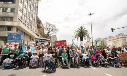 Discapacidad: el Gobierno ofreció aumentos irrisorios para el sector, que exige la aplicación de la Ley de Emergencia
