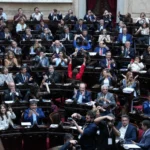 El miércoles habrá sesión especial en Diputados para tratar limitaciones a los DNU