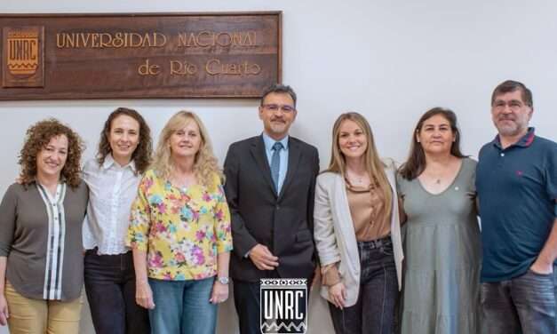 UNRC: La rectora Marisa Rovera recibió al destacado científico Andrés Salazar Onfray