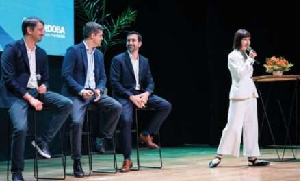 Charras expuso su modelo de modernización del Estado en el Innovation Day en Córdoba