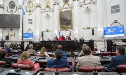 Quedó inaugurado en la Legislatura Histórica el Foro de la Cultura Democrática