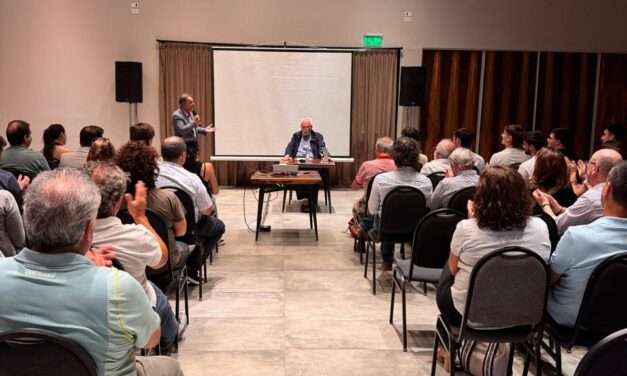 Juan Carlos de Pablo analizó el contexto económico global y nacional en Río Cuarto