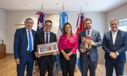 Prunotto recibió al gobernador de Coquimbo y al cónsul de Chile en Córdoba