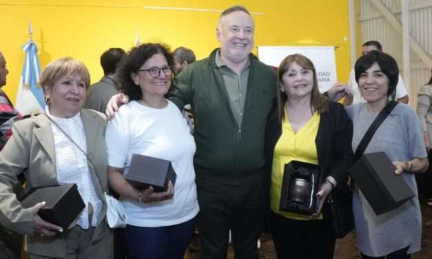 Villa María: La Municipalidad reconoció a empleados municipales