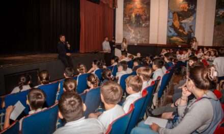Río Tercero: estudiantes visitaron el Municipio para aprender sobre el funcionamiento del Estado