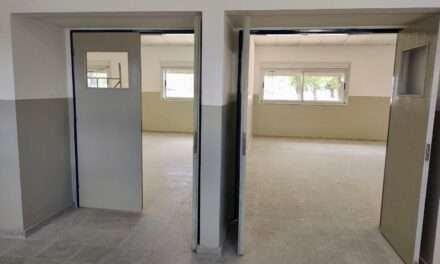 Construyeron dos nuevas aulas para el Instituto Adelia María