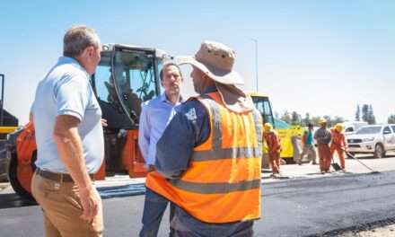 Río Cuarto: Pavimentan las colectoras de la Circunvalación y se afianza la transformación vial