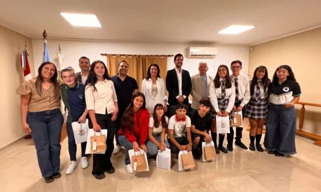 Villa Nueva realizó el cierre del Concejo Deliberante Estudiantil 2025