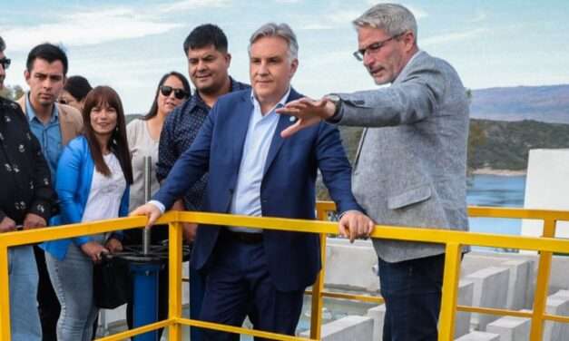 Traslasierra: Llaryora inauguró el acueducto que beneficiará a unos 110 mil habitantes