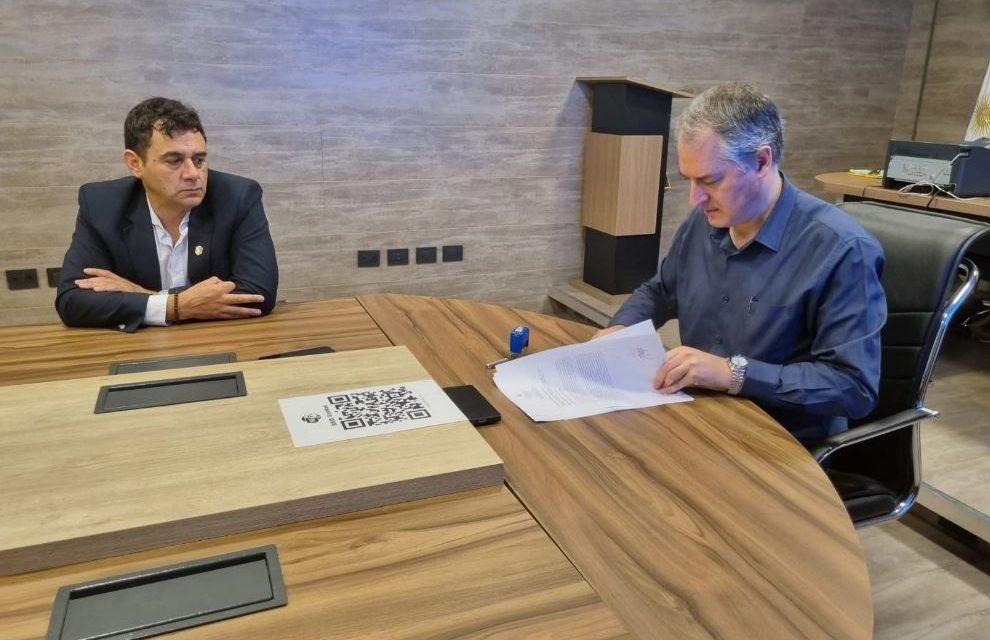 La Provincia pavimentará un tramo más de la Ruta Provincial 23 en el Valle de Calamuchita