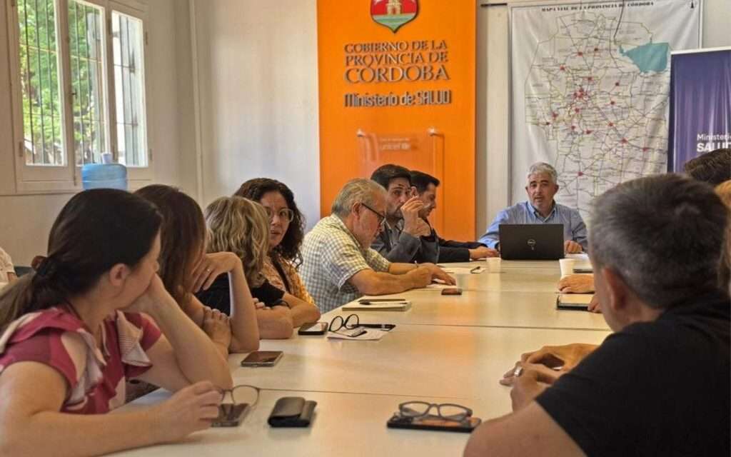 Córdoba impulsa una mesa de seguimiento de la variante de la gripe H3N2