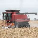 Llaryora lanzó una baja del 5% en el Inmobiliario Rural para los propietarios productores