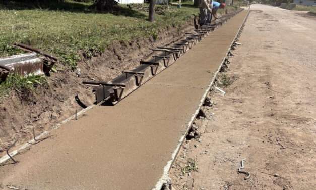 Avanza una nueva etapa de cordón cuneta en calle Belgrano