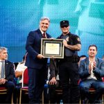 Llaryora encabezó el egreso de más de 500 nuevos policías y anunció nuevas inversiones