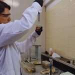 Estudian microorganismos nativos para el control de malezas en pastizales