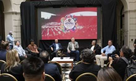 El Festival Internacional de Peñas se presentó en la Ciudad de Córdoba