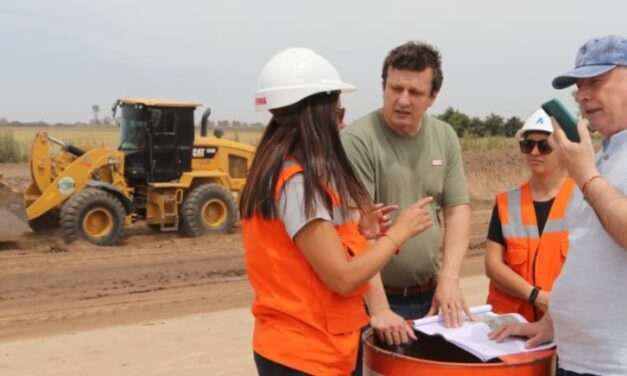 Villa María: Accastello supervisó los avances de la autovía de ingreso por ruta 158