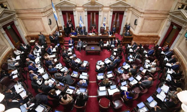 El oficialismo buscará tratar la reforma laboral y la Ley de Glaciares en el Senado el 26 de diciembre