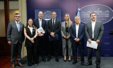 Consejo de Mayo: el jefe de Gabinete anunció que los proyectos debatidos se enviarán al Congreso