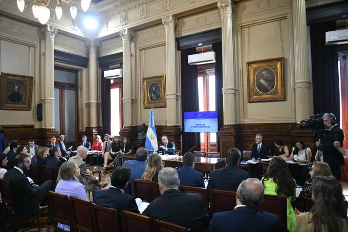 Senado: en comisión, debaten este viernes los proyectos de Presupuesto 2026 y la Ley de «Inocencia Fiscal»