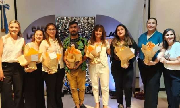 La UGC de Los Cisnes celebró el acto de egresados 2025