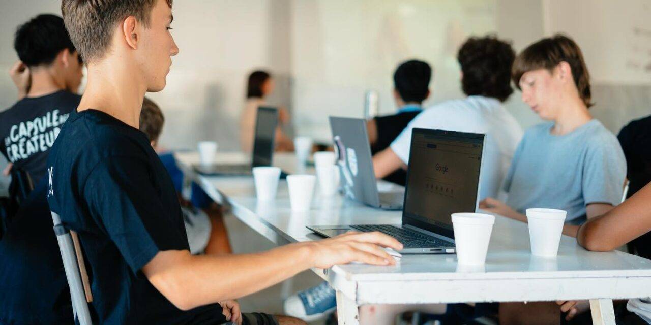 Las Higueras fue sede de una capacitación en Inteligencia Artificial Generativa para jóvenes