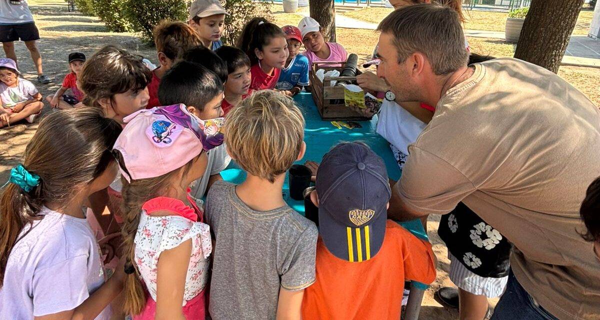 Jornada de educación ambiental en la Colonia de Vacaciones de Charras