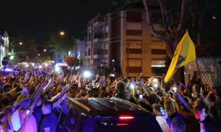 Milei pasó por Mar del Plata con el “Tour de la Gratitud”: prometió bajar imputabilidad y reforma tributaria