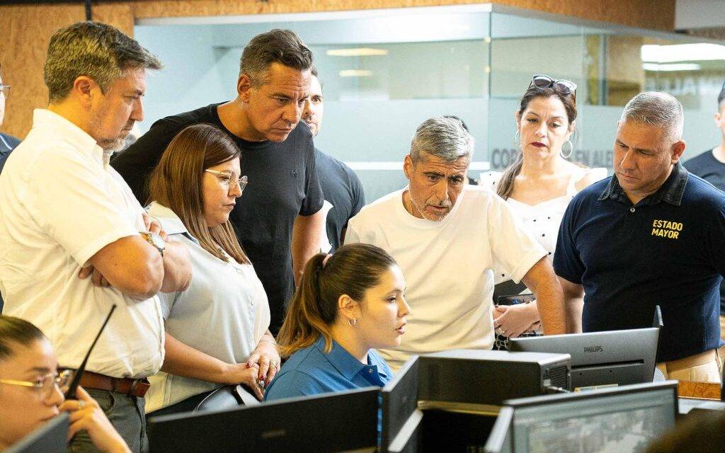 Siciliano y Quinteros recorrieron el Centro de Monitoreo “Cordobeses en Alerta”