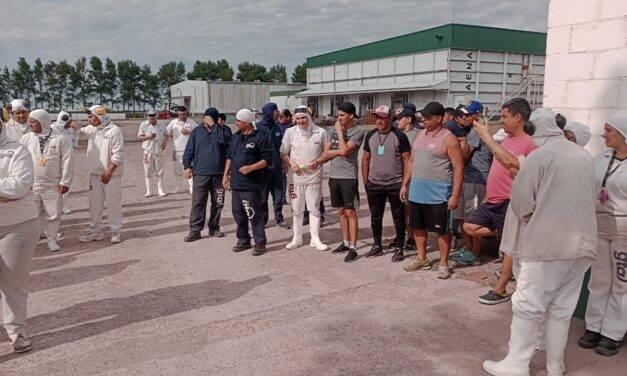 Persiste en conflicto por salarios impagos a los trabajadores de Avex 