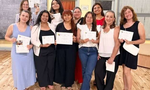 Vicuña Mackenna cerró el ciclo anual del Taller Municipal de Teatro con entrega de certificados