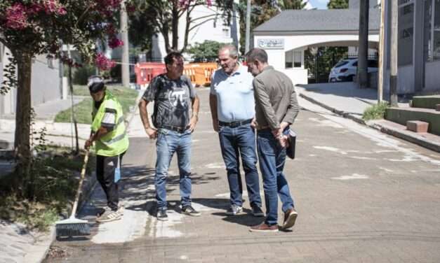 Río Cuarto: Avanzan las obras de pavimentación con adoquines municipales
