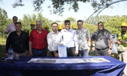 Villa María: firma de acta de inicio de obra del puente Velez Sarfield en Miradores