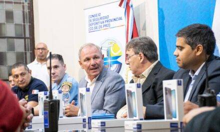 Tribunas Seguras: entregaron 20 dispositivos para la fiscalización de eventos deportivos en Río Cuarto