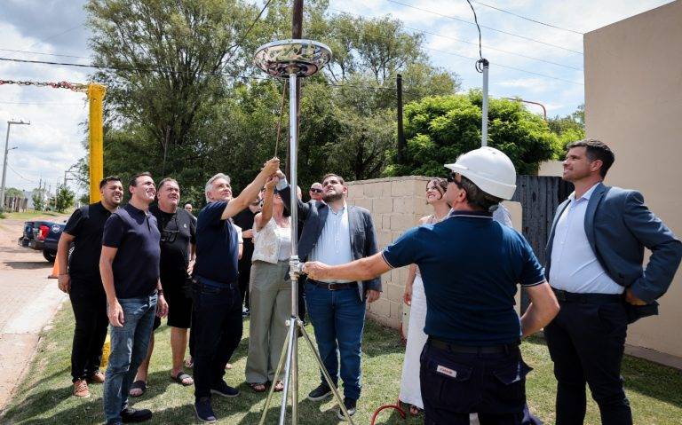 Llaryora anunció inversiones estratégicas para obras en localidades del departamento Roque Sáenz Peña