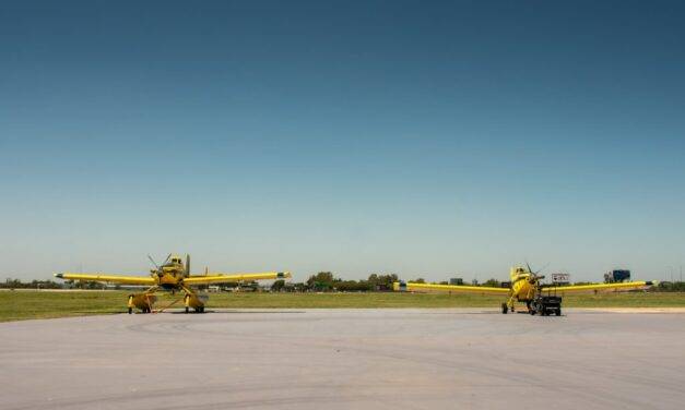 Operativo aéreo con dos aviones hidrantes ante riesgo extremo de incendios