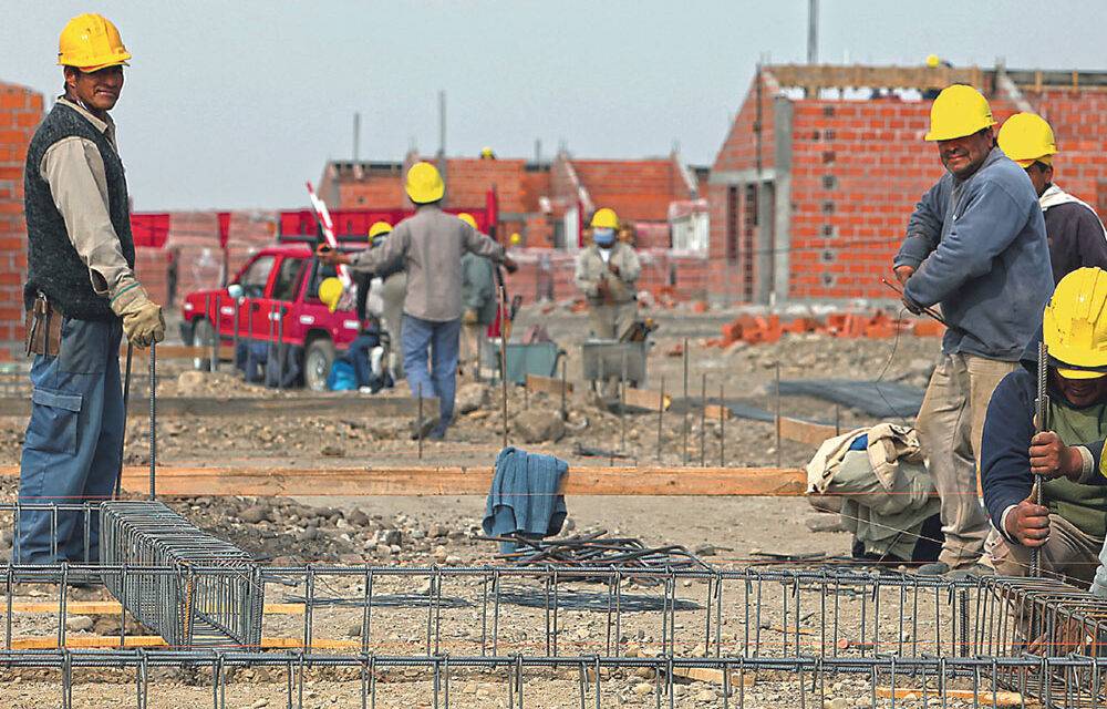 La industria y la construcción cayeron un 8,7% y 4,7% interanual en noviembre