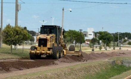 General Deheza avanza con tareas de mantenimiento vial y obras de cordón cuneta