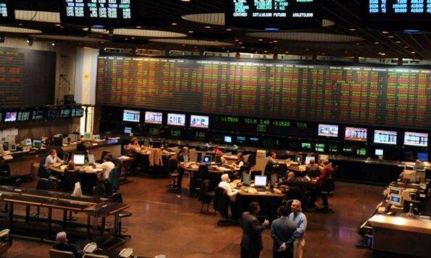 A pesar del nuevo préstamo con los bancos, los activos no repuntaron y el riesgo país volvió a subir